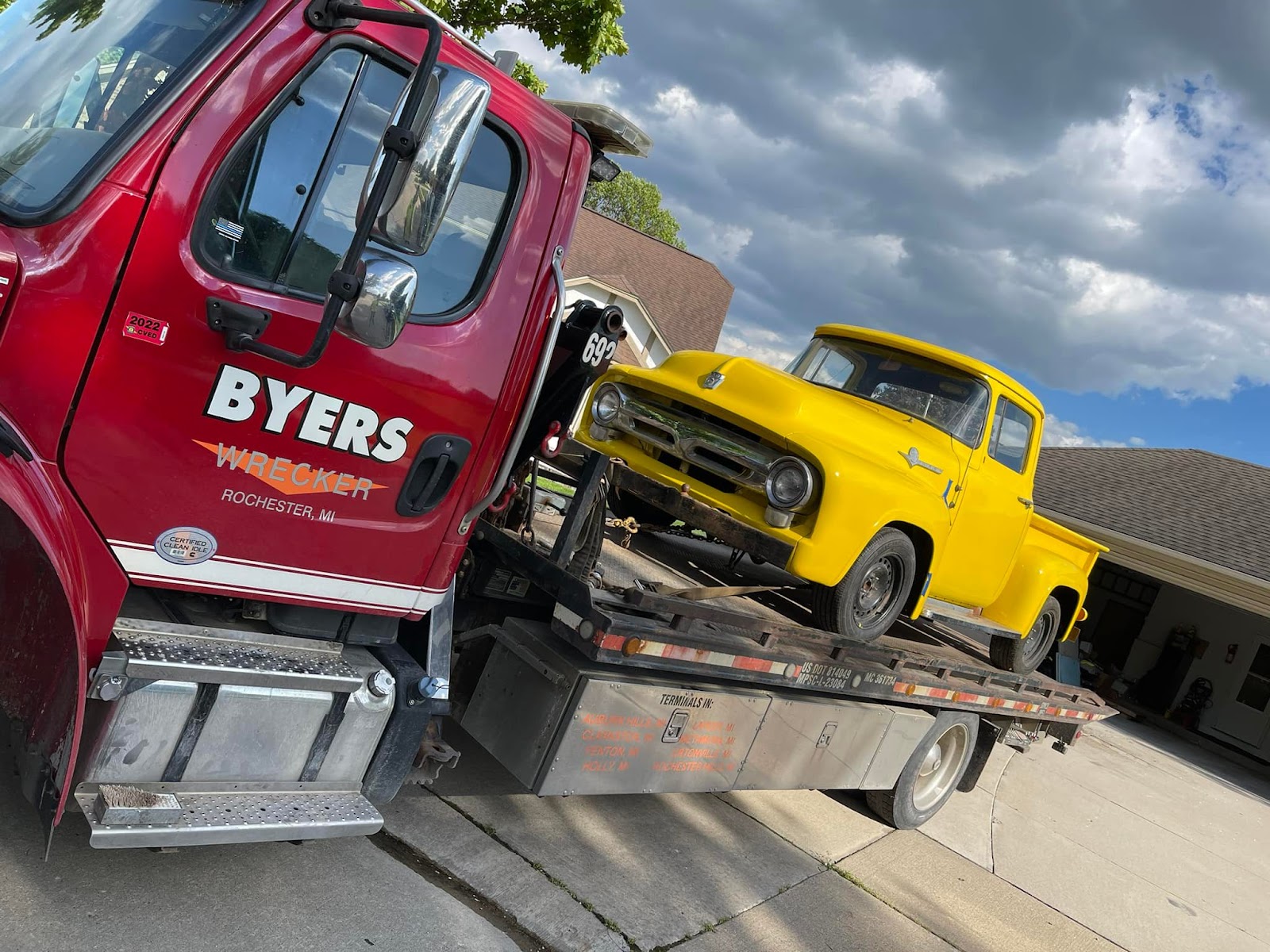 Byers Wrecker Service in Rochester