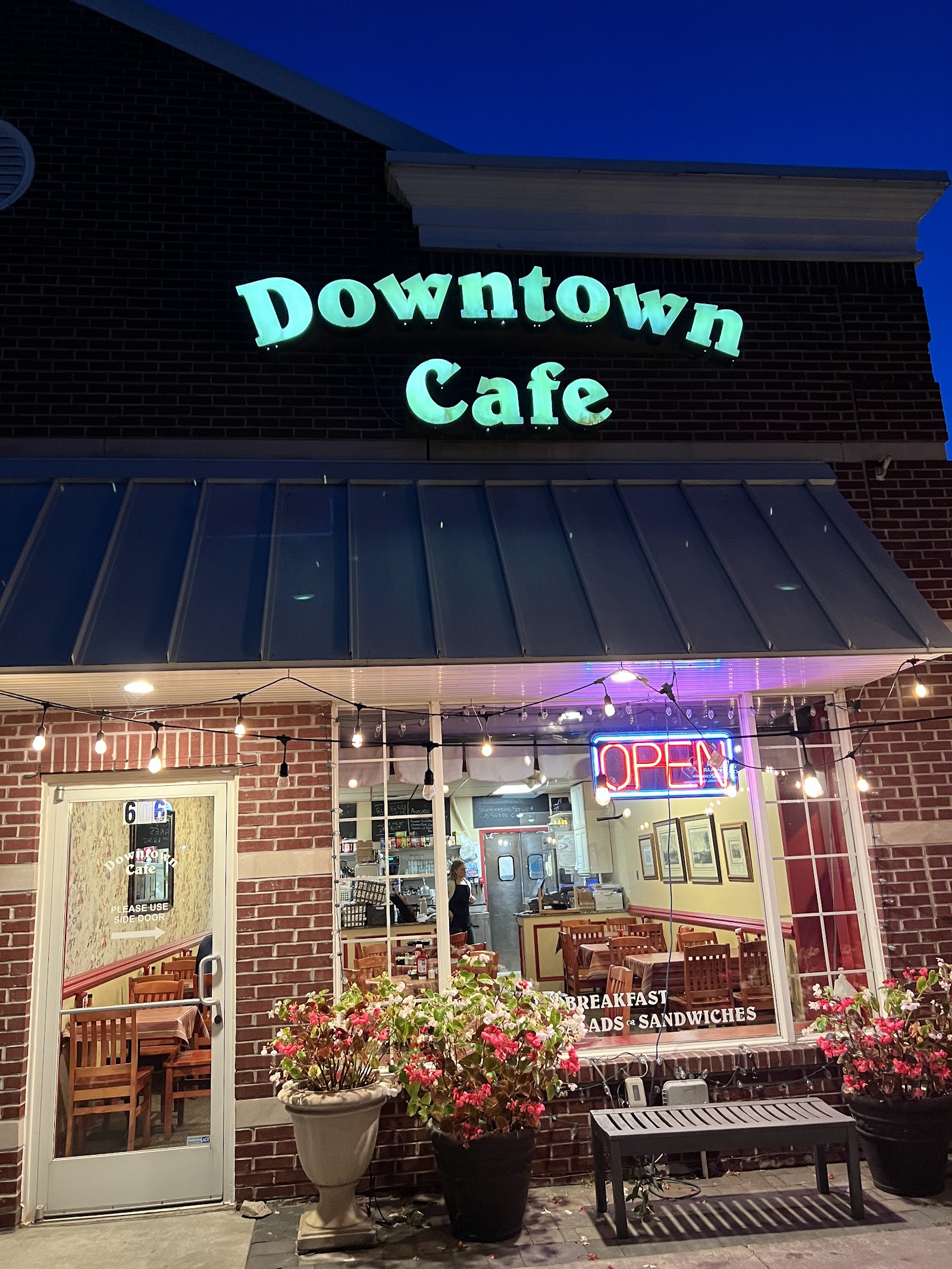 Downtown Cafe main photo