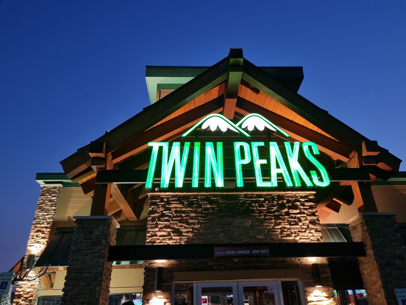 Twin Peaks main photo